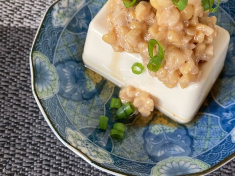 簡単 カレーマヨ納豆の冷奴